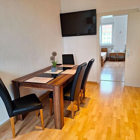 Private Apartments With Direct Subway Entrance Fuerth Ngoại thất bức ảnh