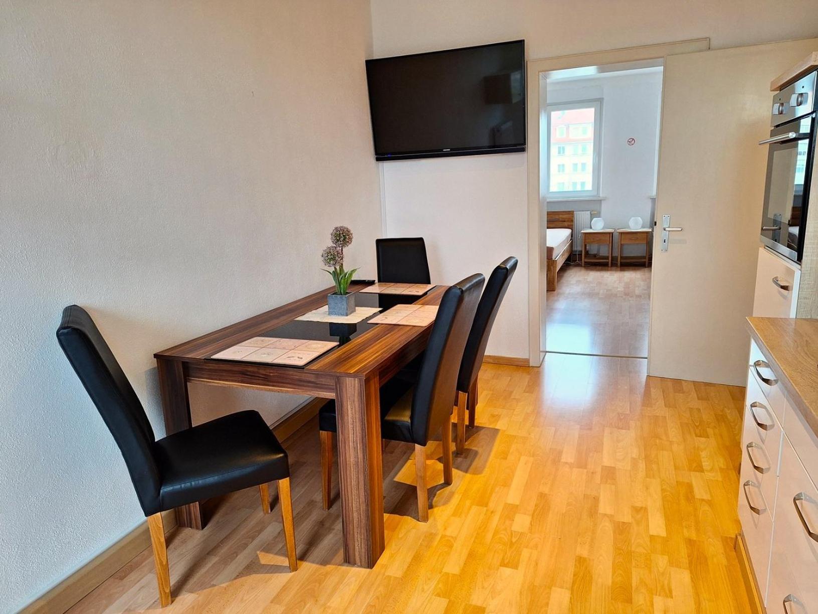 Private Apartments With Direct Subway Entrance Fuerth Ngoại thất bức ảnh
