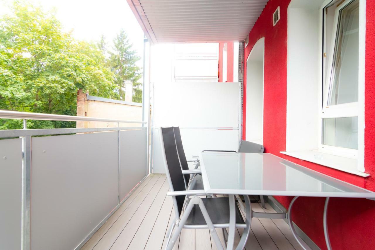 Private Apartments With Direct Subway Entrance Fuerth Ngoại thất bức ảnh