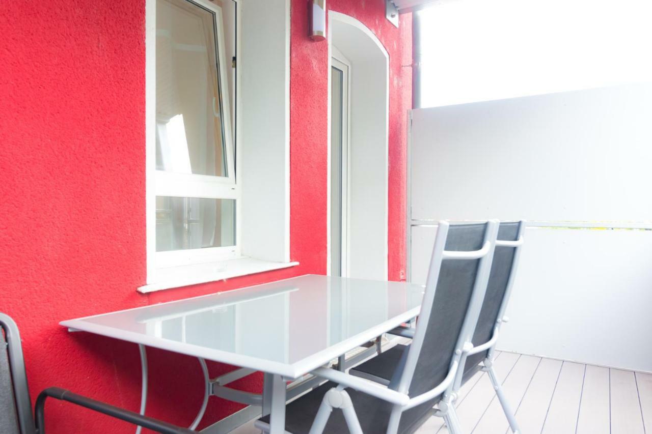 Private Apartments With Direct Subway Entrance Fuerth Ngoại thất bức ảnh
